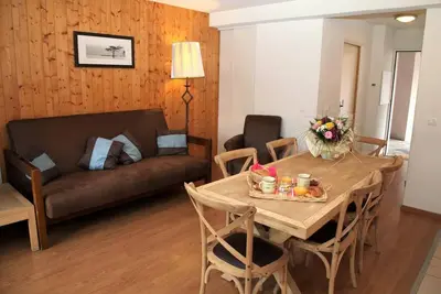 Image de Wifi, 3ème étage, remise en forme, piscine, sauna, hammam, balcon, parking, télévision, casier à ski
