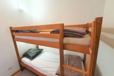 Image de À 200m des pistes de ski, 4ème étage, vue montagne, balcon, télévision, casier à ski, 32m²