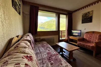 Image de 150m des commerces, étage -3, balcon, télévision, casier à ski, 35m², Les Menuires