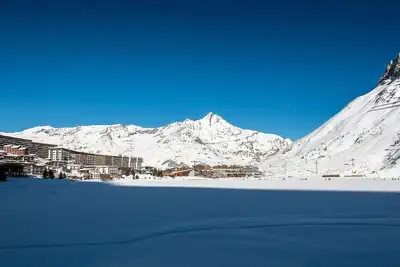 Image de 20m du centre station, Rez-de-chaussée, vue lac, terrasse, télévision, casier à ski, 41m², Tignes