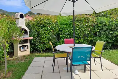 Image de Maison de vacances avec jardin indépendant. A 500 mètres de la plage, au calme