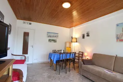 Image de 8ème étage, balcon, parking, télévision, casier à ski, 53m², Serre Chevalier
