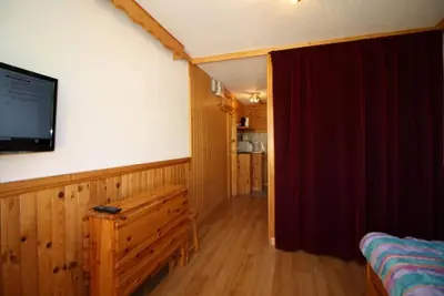 Image de 10m du centre station, 5ème étage, télévision, casier à ski, 16m², Tignes
