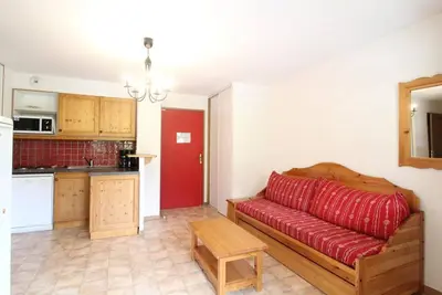 Image de 2ème étage, balcon, parking, télévision, casier à ski, 34m², Val Cenis