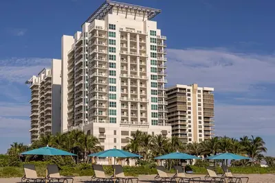 Image de Oceana Palms Marriott. Station Superbe bord de l'océan.