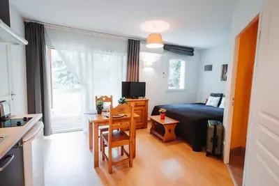 Image de Wifi, piscine, terrasse, balcon, parking, télévision, casier à ski, 23m², Ax-Les-Thermes