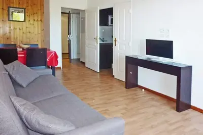 Image de 200m des commerces, 2ème étage, vue vallée, remise en forme, piscine, sauna, hammam, balcon, parking