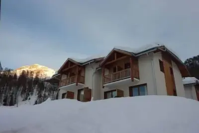 Image de 200m des commerces, remise en forme, piscine, sauna, hammam, terrasse, parking, télévision