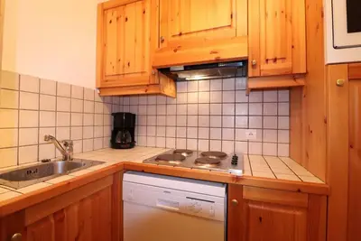 Image de À 10m des pistes de ski, 1er étage, balcon, casier à ski, 40m², Méribel-Mottaret