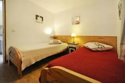 Image de 1er étage, sauna, balcon, parking, télévision, casier à ski, 60m², Les Menuires