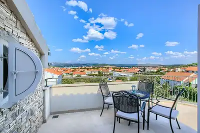 Image de Appartement d'une chambre avec la terrasse et la vue sur le mer Murter (A-16655-e)