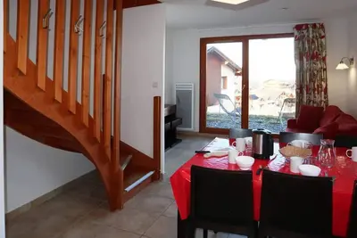 Image de 200m des commerces, remise en forme, piscine, sauna, hammam, terrasse, balcon, parking, télévision
