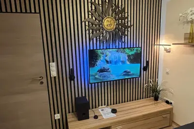 Image de Fw-Fahrenberg | 65 mètres carrés, appartement 4 étoiles avec accès privé et cheminée