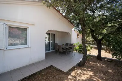 Image de Appartement de deux chambres avec la terrasse Mandre, Pag (A-16836-b)