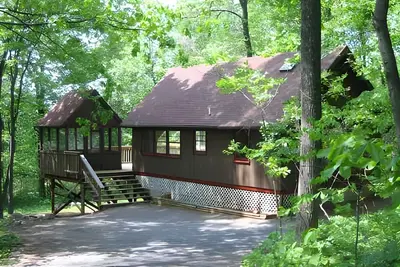 Image de Hot Tub Heaven # 6 - Cabane Ă louer Ă Linden, Virginie