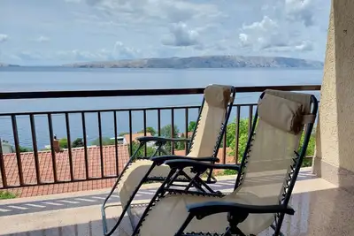 Image de Appartement d'une chambre avec le balcon et la vue sur le mer Senj (A-15376-a)