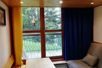 Image de À 50m des pistes de ski, Rez-de-chaussée, terrasse, télévision, casier à ski, 30m², Les Arcs