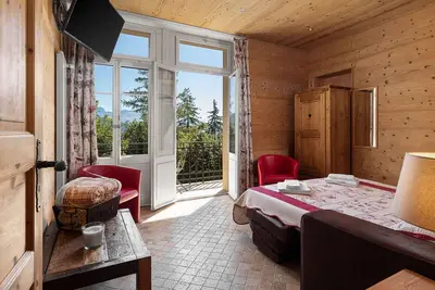 Image de Joli studio 20 m2 tout équipé, balcon avec belle vue sur les montagnes