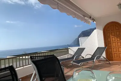 Image de Un appartement de luxe bénéficiant d'un emplacement privilégié dans le village de Los Gigantes