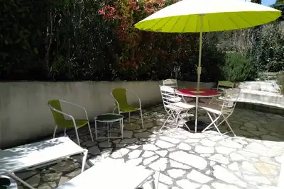 Image de Rez de villa provençale, proche de La Ciotat