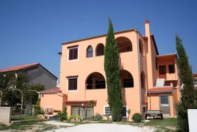 Image de Appartement de vacances avec air conditionné et vue sur la mer