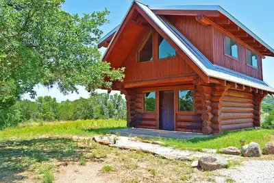 Image de Cabine d'efficacité avec lit king / salle de bain dans le canapé-lit mezzanine vers le bas / salle de bain