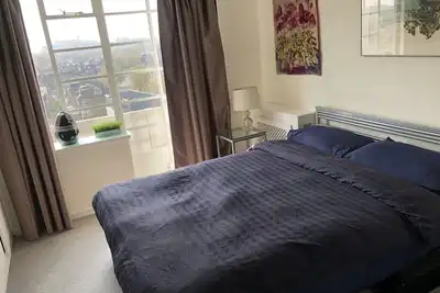 Image de Appartement une chambre Art Déco Shepherds Bush - deux lits doubles