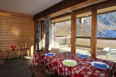 Image de 20m du centre station, 1er étage, vue lac, terrasse, télévision, casier à ski, 34m², Tignes