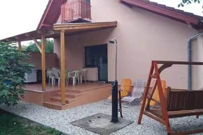 Image de Maison de vacances près du lac Balaton, barbecue
