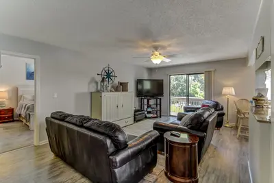 Image de Forest Ridge Townhome - À distance de marche de la plage