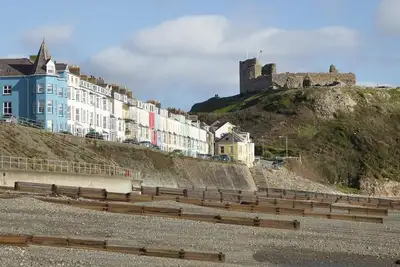 Image de Les tours - Llyn, Criccieth