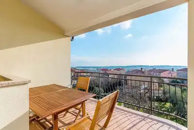 Appartement de vacances avec jardin à usage commun