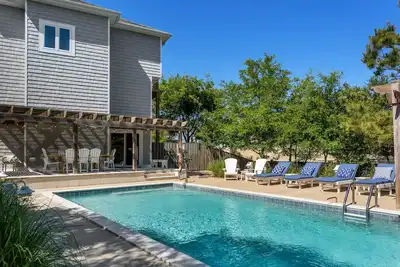 Image de Sittin Duck: 6 Br \/ 3 Ba maison à Duck, 16 personnes