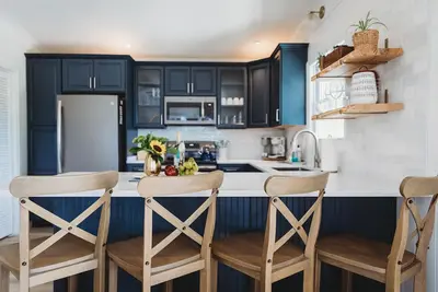 Image de ★ \"La maison est parfaite - élégante, confortable + proche de la plage. \"