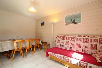 Image de 300m du centre station, Rez-de-chaussée, balcon, casier à ski, 43m², Val Cenis