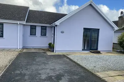 Image de Cranford Cottage, Animaux acceptés, avec un jardin à Pembroke, Ref 998100