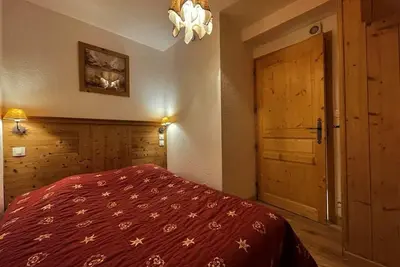 Image de 150m des commerces, 2ème étage, balcon, télévision, casier à ski, 34m², Les Menuires
