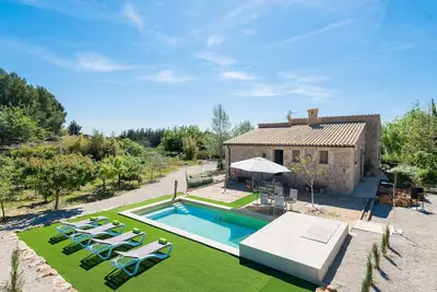 Image de Son Ferragut - Villa with private pool in Sa Pobla. Free WiFi