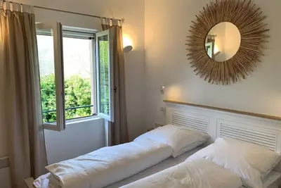 Image de Grand appartement pour 2-4 personnes directement sur la plage, balcon, vue sur la mer, Wi-Fi gratuit