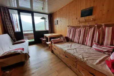 Image de À 10m des pistes de ski, 7ème étage, balcon, télévision, casier à ski, 20m², Les Menuires