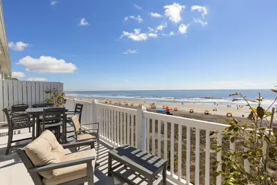 Image de Condo Oceanfront au dernier étage - Vue de la jetée de Folly Beach!