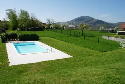 Image de Maison “Entre vignes et châteaux ” avec piscine chauffée