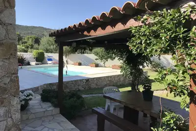 Image de ---  Charmante maison   ----