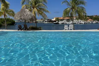 Image de Les appartements de luxe de La Maya Beach Apartments sont situés au cœur de Curaçao.