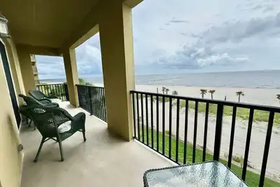 Image de Magnifique condo en bord de mer