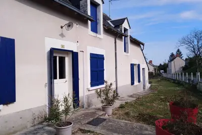 Image de Maison de campagne dans bourg avec tous commerce