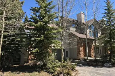 Image de Luxury 3 Bed + Loft / 3. 5 Bath Highlander Townhome-Snowflake lift-Private Hot Tub