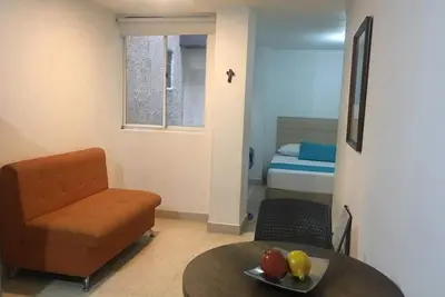 Image de Comodo aparta suite en Laureles cerca a la 70