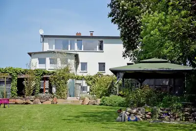 Image de Appartement Altefähr avec vue sur le lac et terrasse ensoleillée - Ferienwohnung Altefähr avec vue sur le lac et terrasse ensoleillée