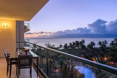 Image de Maui Resort Rentals: Hokulani 505 - 5ème étage, Colonne 2br la plus proche de la plage, Superbe vue sur l'océan!